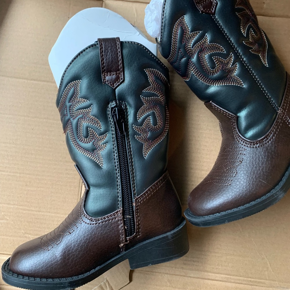 KIDS COWBOY/GIRL BOOTS 🤠 NEVER WORN NWOT New without tags